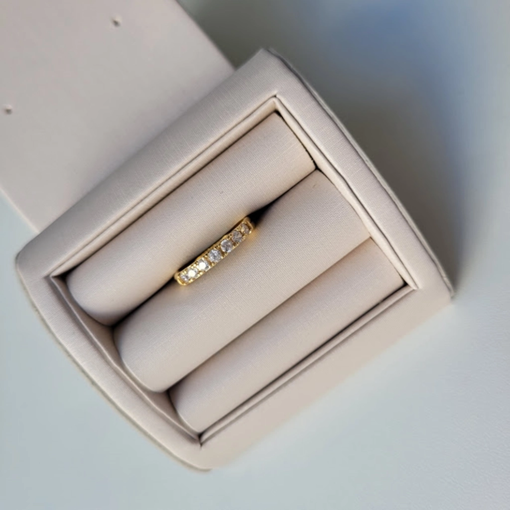 Anel Meia Aliança 1 Fileira Cristal