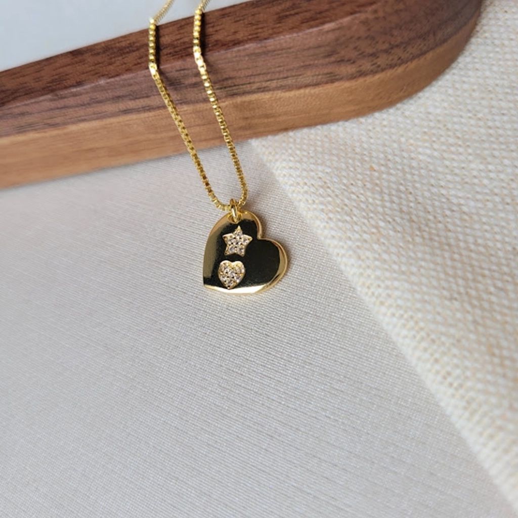 Colar Coração com Zircônias Cristais