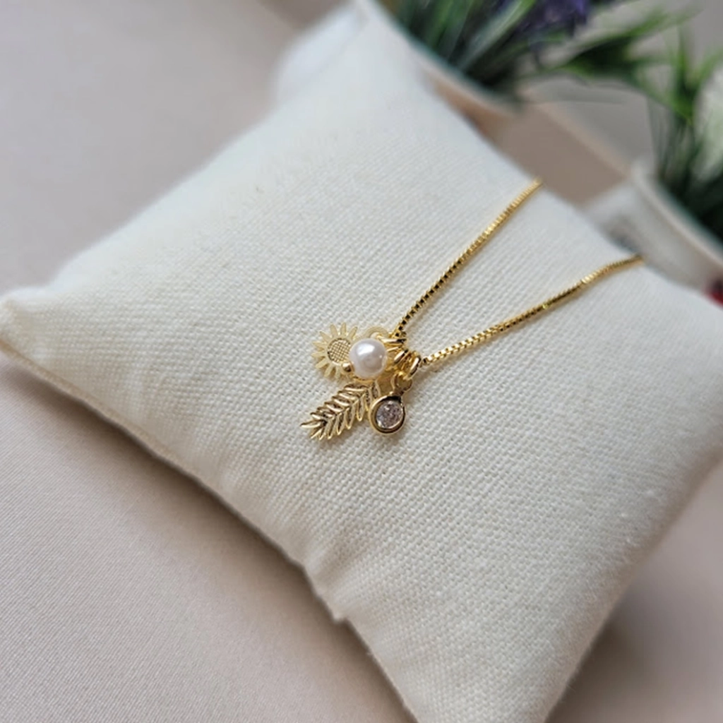 Colar Sol, Folha, Pérola e Ponto de Luz