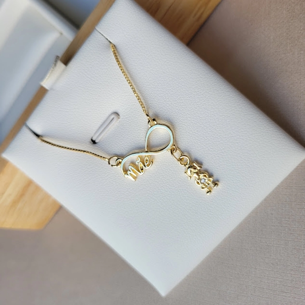 Colar Infinito Mãe com Pingente Filha Cristal