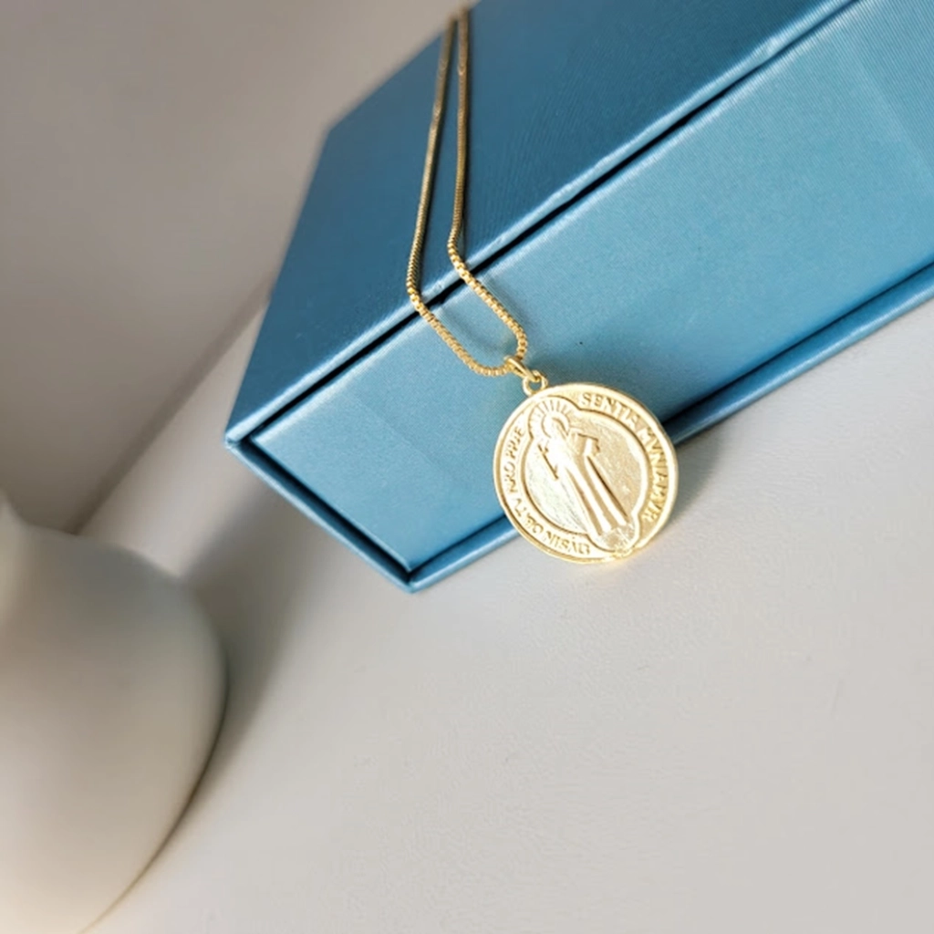 Colar Medalha São Bento