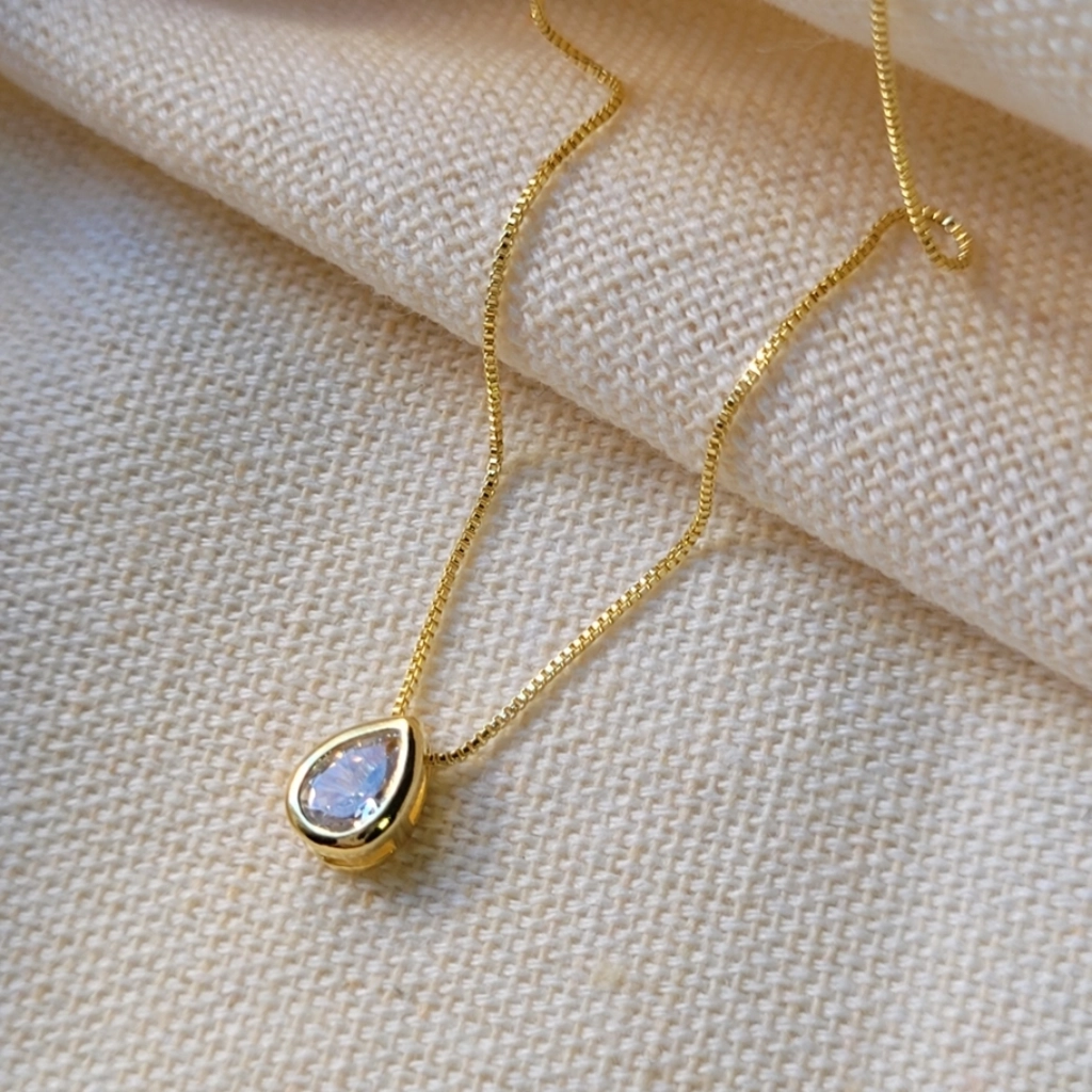 Colar Gota Inglesa Cristal