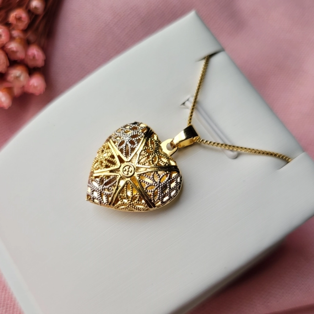 Colar Relicário Coração com Caneta de Ródio