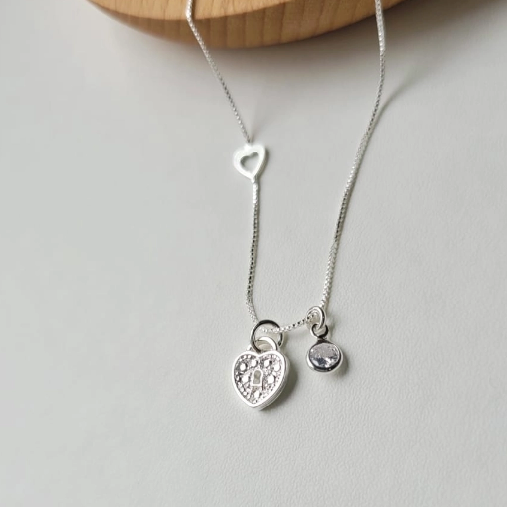 Colar Cadeado Coração e Círculo Cristal