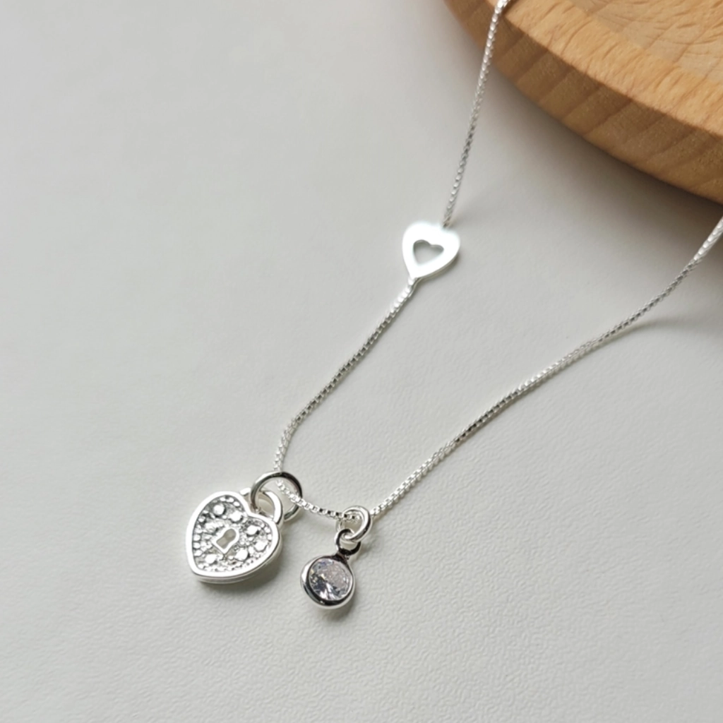Colar Cadeado Coração e Círculo Cristal