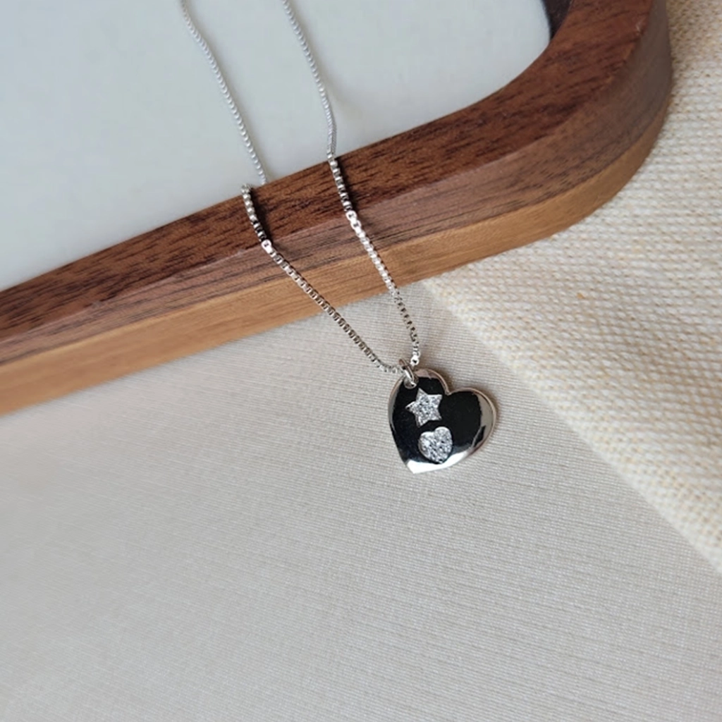 Colar Coração com Zircônias Cristais