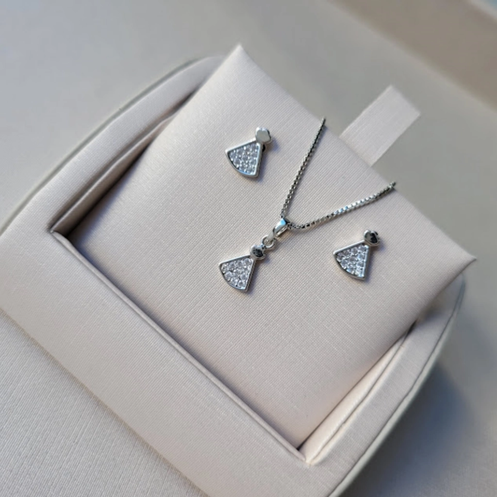 Conjunto Nossa Senhora Aparecida Cristal