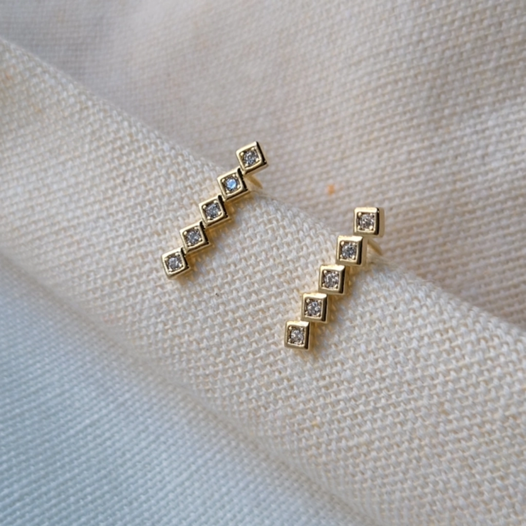 Ear Cuff Losango Cristal