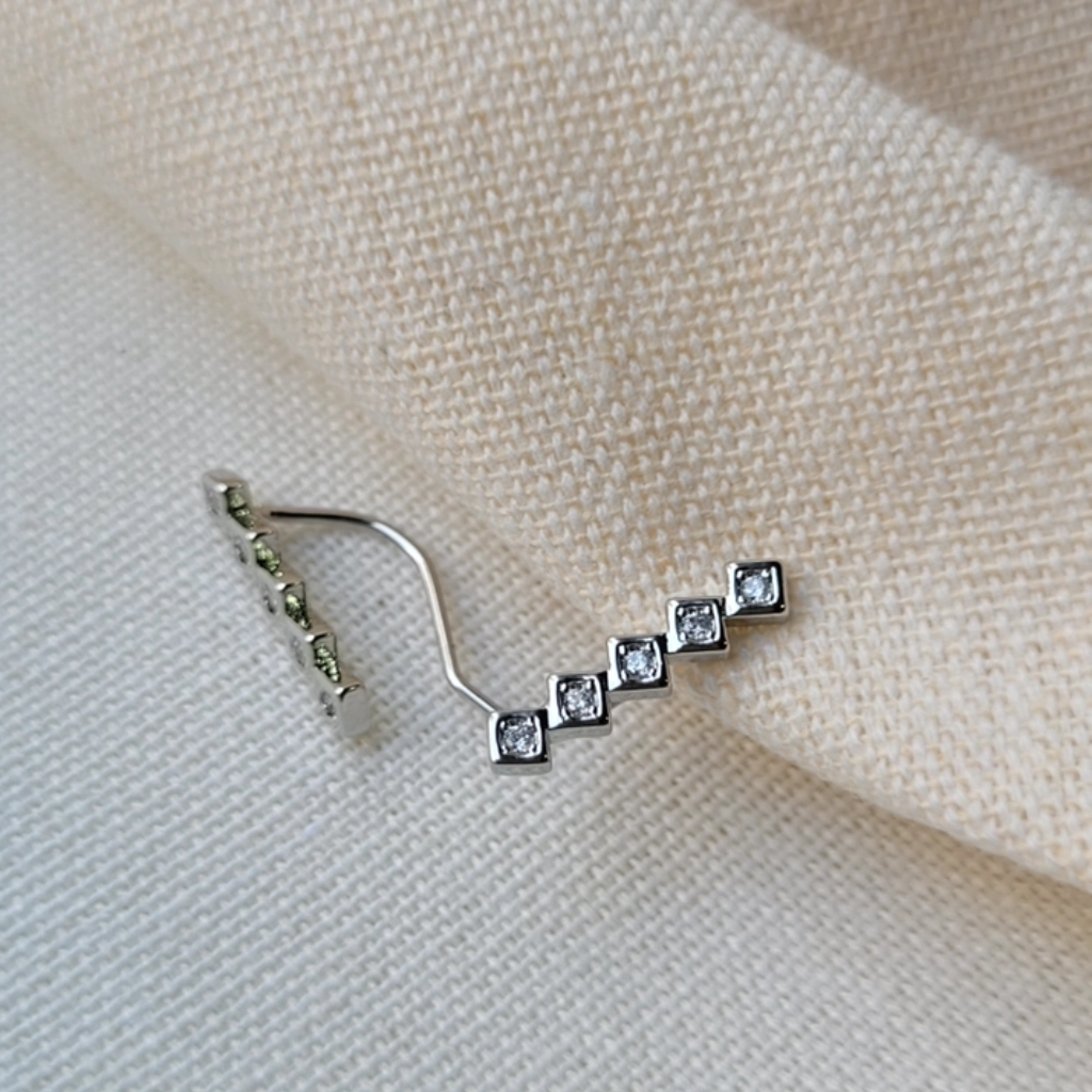 Ear Cuff Losango Cristal