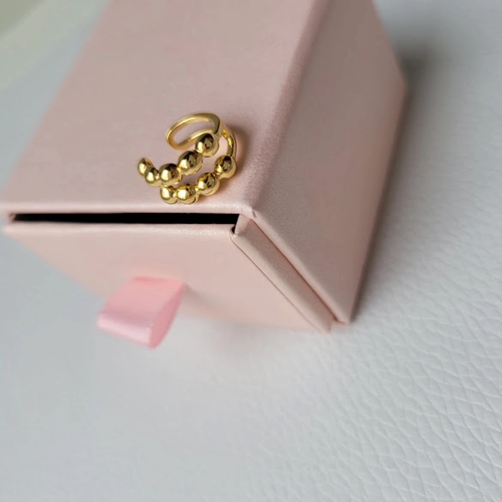 Piercing Duplo com Bolinhas