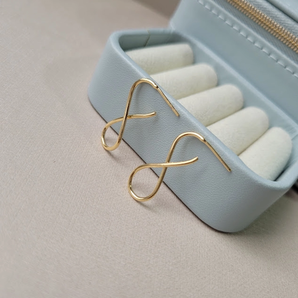 Brinco Infinito Liso