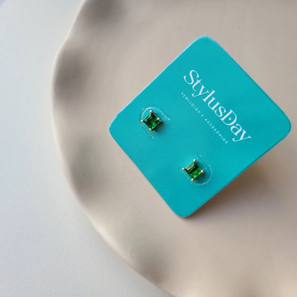 Brinco Quadradinho Verde Esmeralda