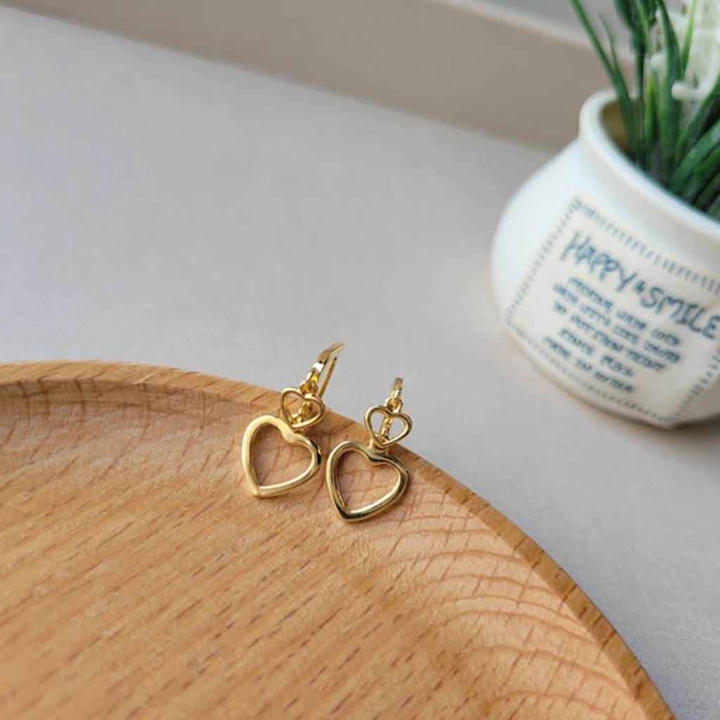 Brinco Duplo Coração Pendurado