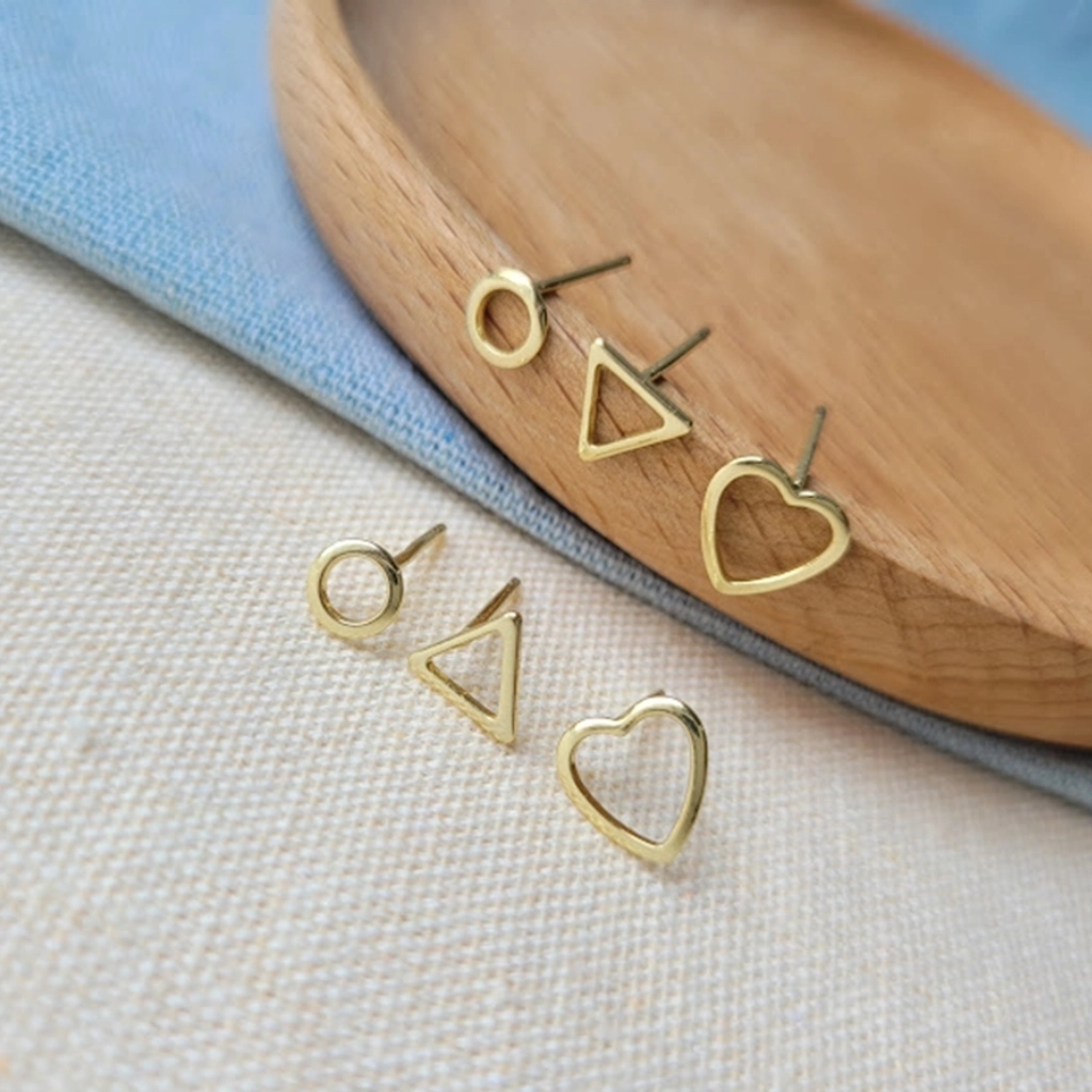 Trio de Brincos Círculo, Coração e Triângulo