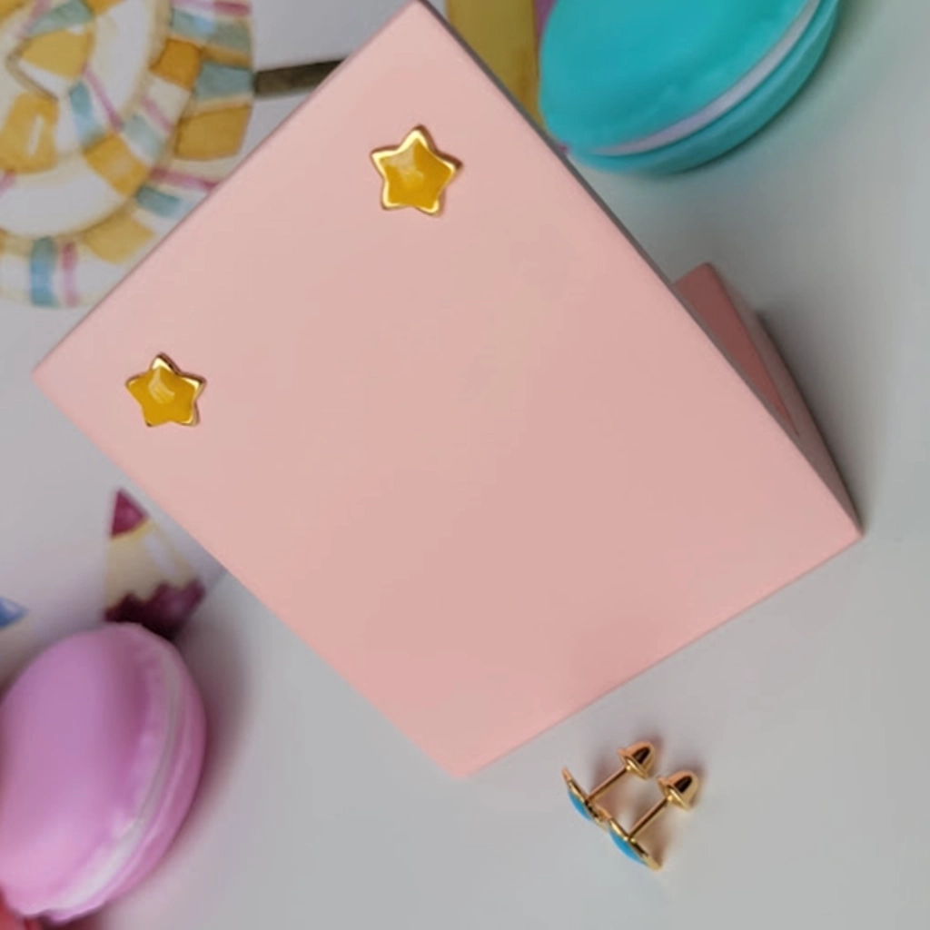 Brinco Infantil Estrela Amarela