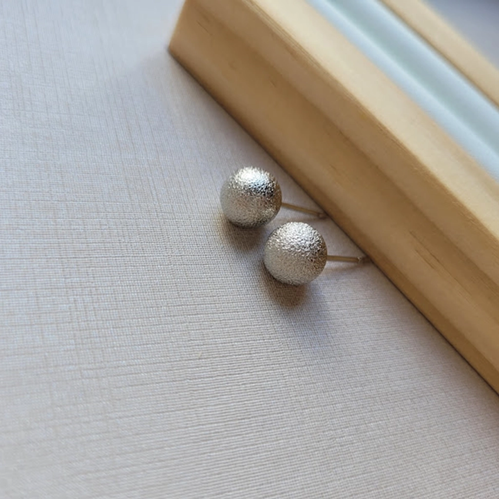 Brinco Bolinha Craquelada