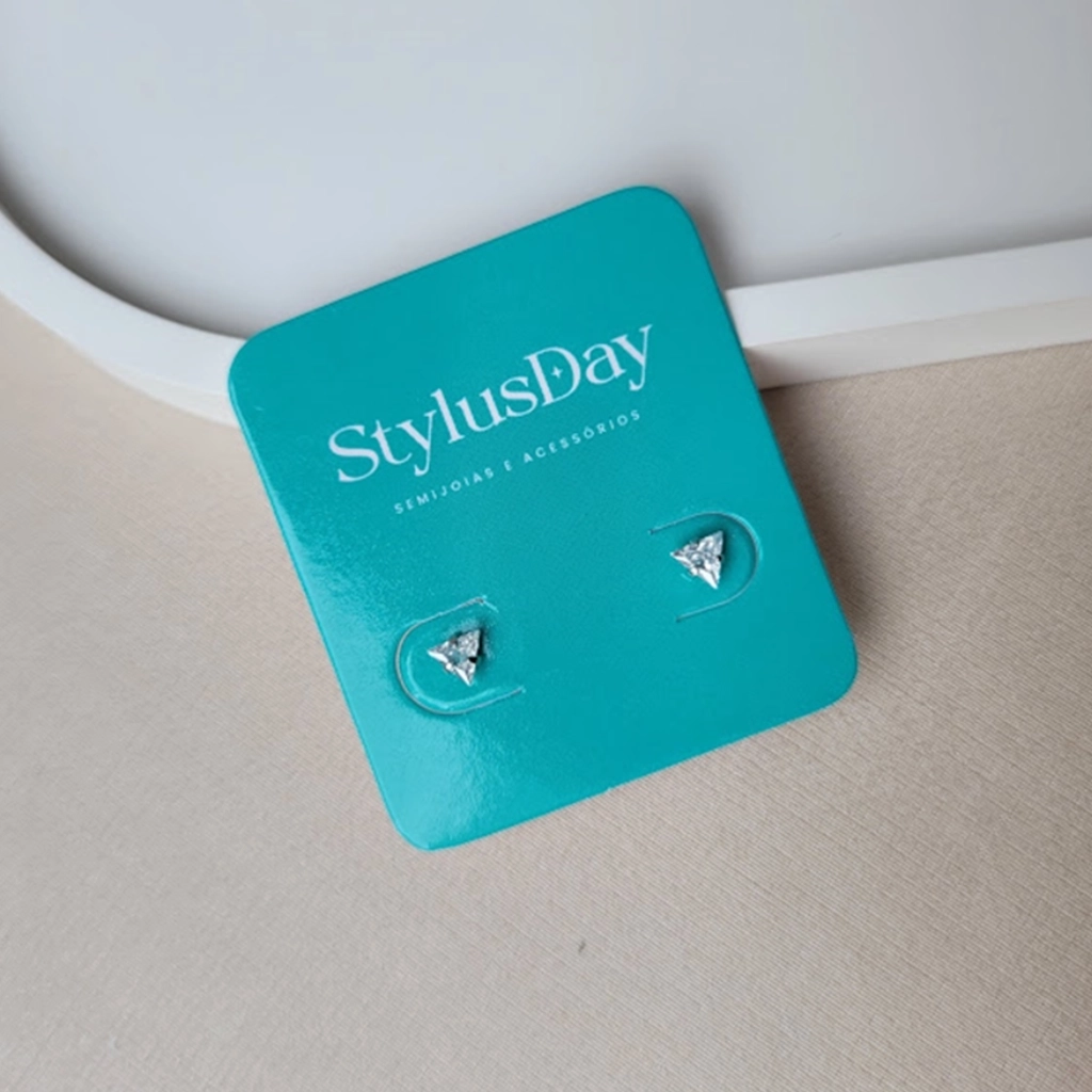 Brinco Triângulo Cristal