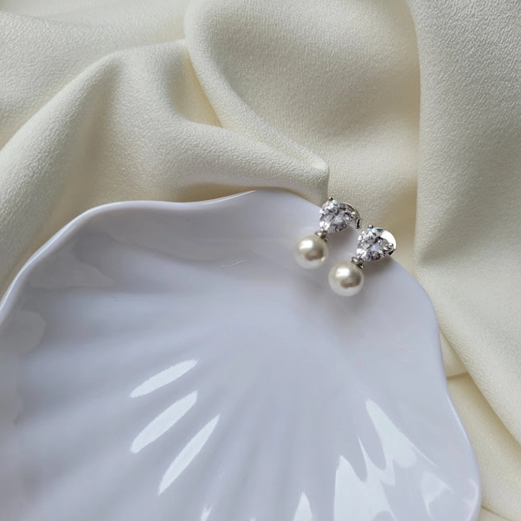 Brinco Coração Cristal e Pérola