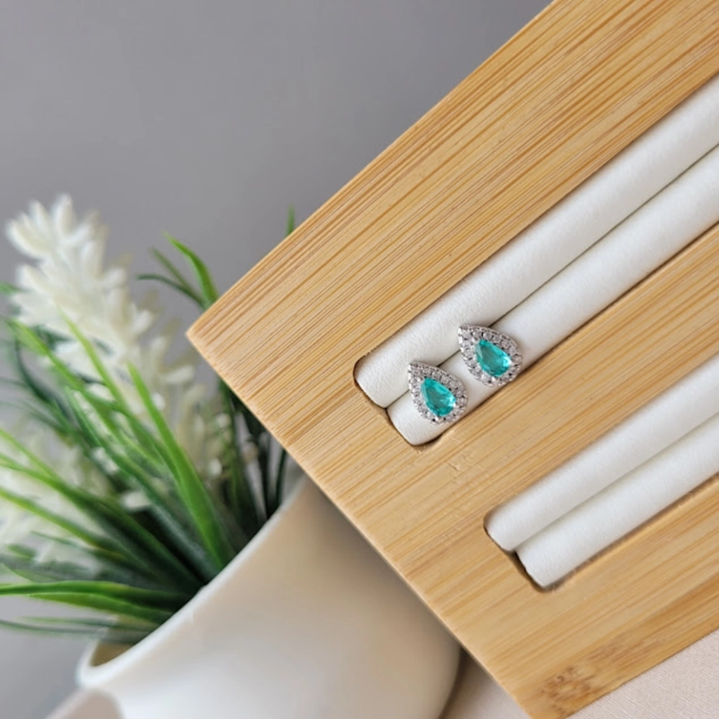 Brinco Cravejado com Pedra Fusion Acqua